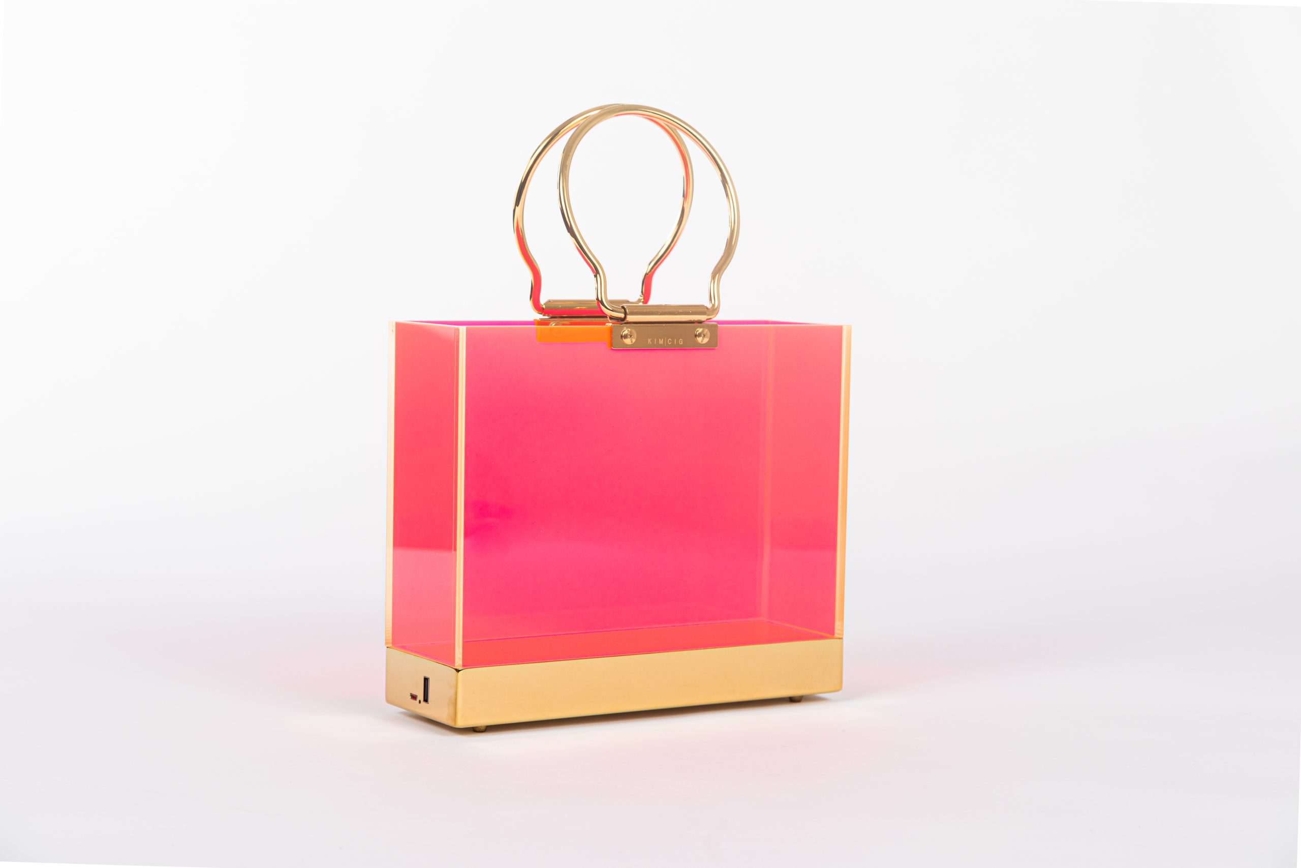 NJ-Based Brand 'KIM CIG™' Sells Light-Up Handbags That Glow